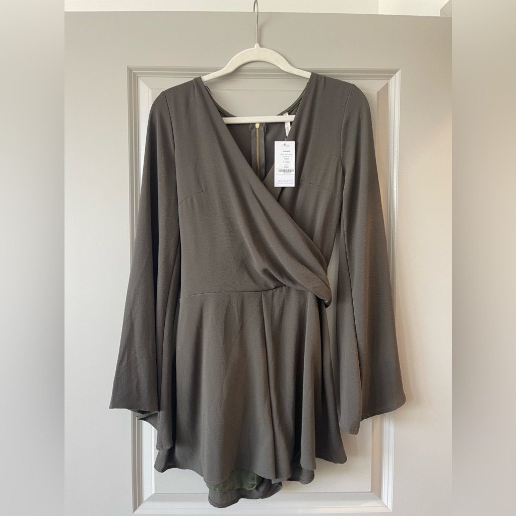 Nwt Showpo Love Out Loud Playsuit In Khaki